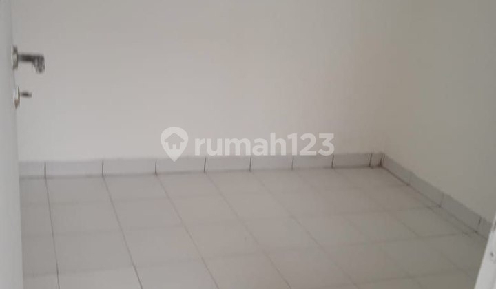 RUMAH BARU RENOVASI SIAP 2 LT 3 KAMAR DALAM CLUSTER DI JATIKRAMAT 4