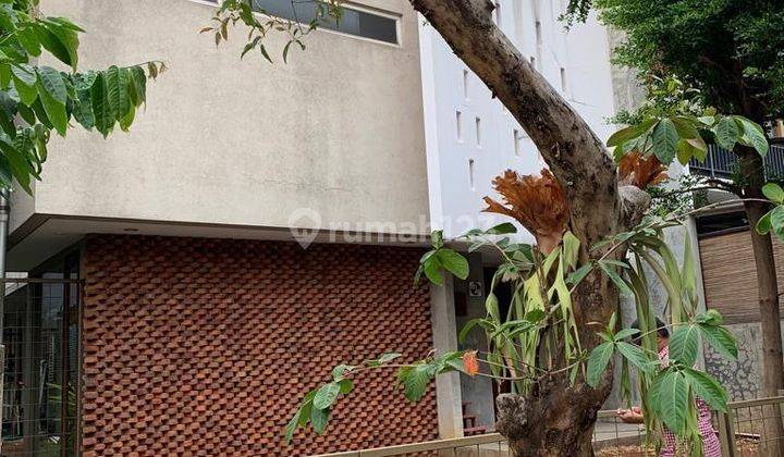 RUMAH MODERN ASRI 3 LANTAI 5 KAMAR DALAM CLUSTER DI PURIGADING 1
