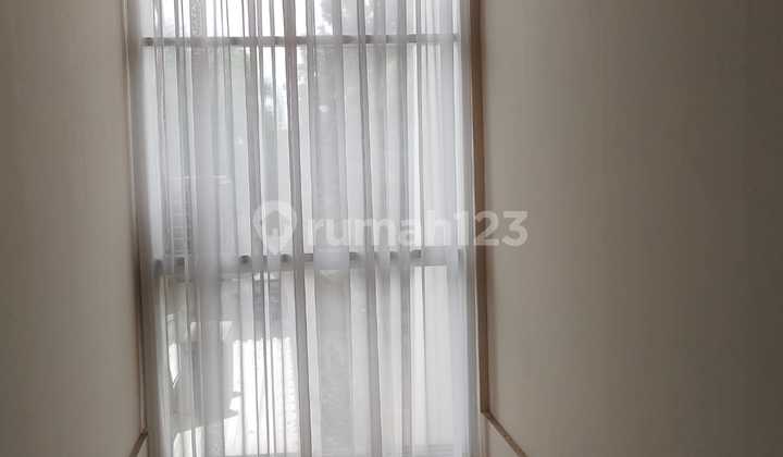 rumah di melati mas,yani 2