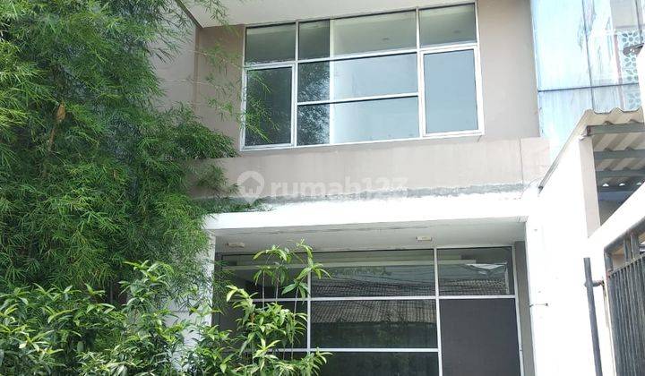 Ruko di Jl Cendrawasih Kebayoran Lama 11