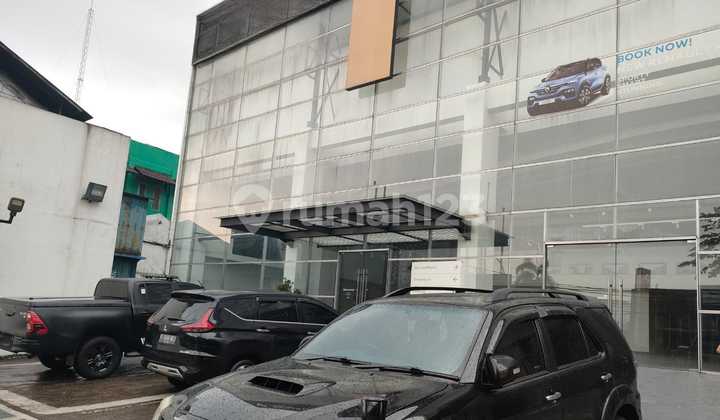 Showroom in BSD, Yani Showroom in BSD, Yani