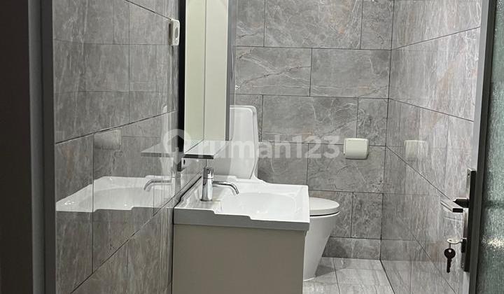 rumah di villa melati mas,oma 2