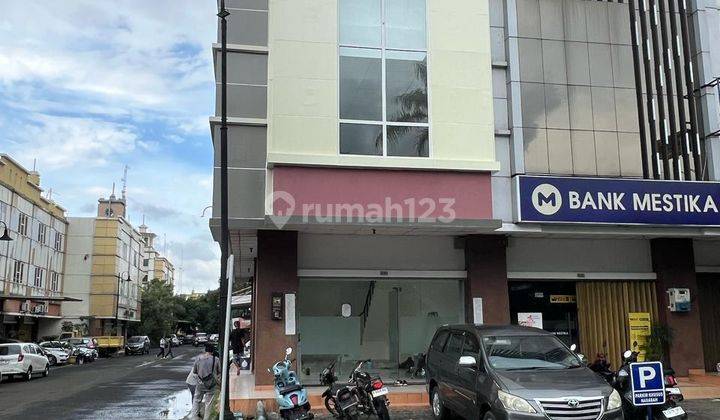 ruko di sewakan di golden boulevard,sany 2