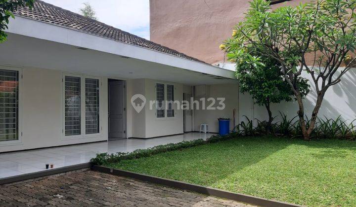 Rumah di Jl Kesehatan Bintaro Jak Sel,tasya,yanto 1