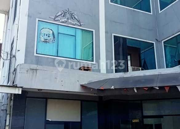 gedung multiguna,perkantoran,irwan owr