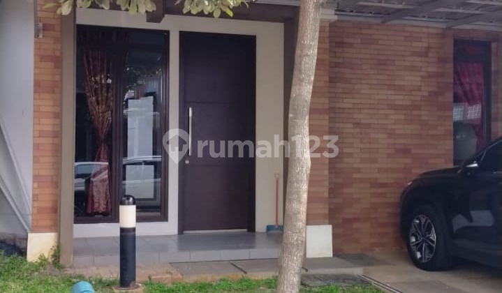 Mozia house, William