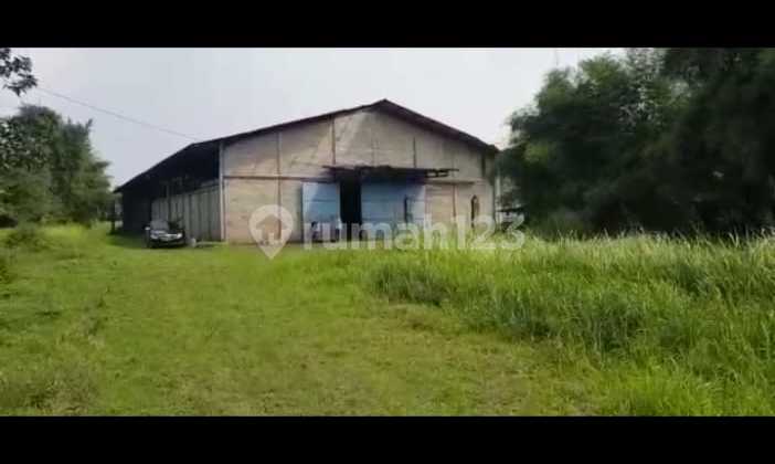 Land and warehouse on Jl Raya Cileungsi, win owr Land and warehouse on Jl Raya Cileungsi, win owr