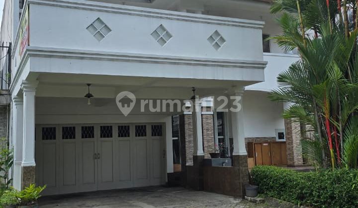 House for Sale in Taman Giri Loka, Yosep Owr