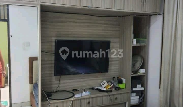 Kencana Loka Bsd,Gilang 2