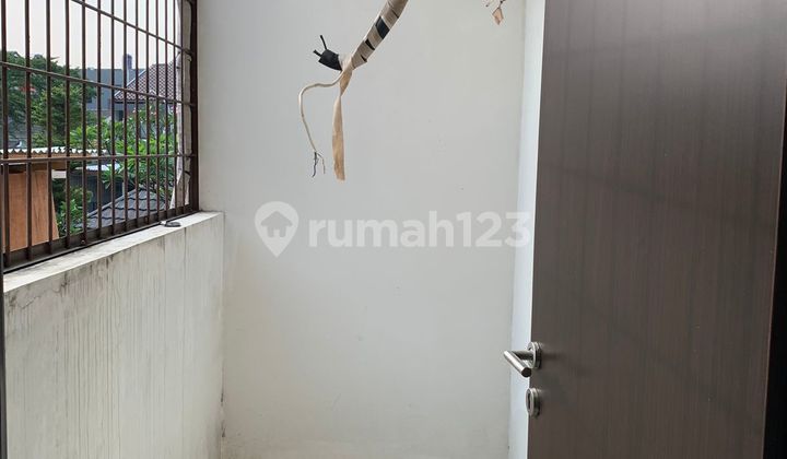 Nusaloka BSD, Erna 2