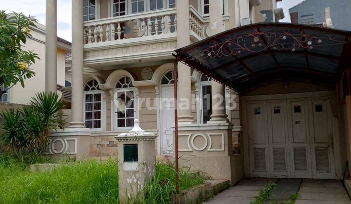 Taman Giri Loka BSD, Yuli Owr 1