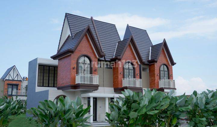 Rumah 2 Lantai Murah, Mewah, Megah Desain Eropa 900 Jutaan 2