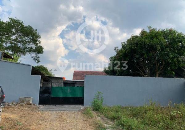 Warehouse in Pudak Payung 1