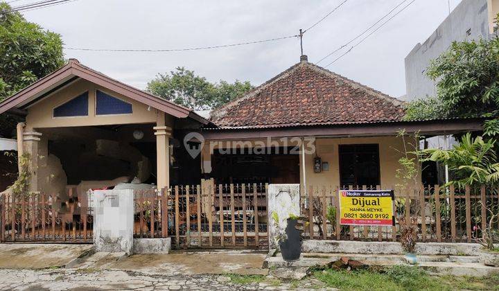 Rumah satu lantai di SHM di Jl. Mangga Butuh Renovasi 1