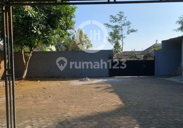 Warehouse in Pudak Payung 2