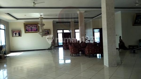 Ruko 3 lantai di Majapahit 1