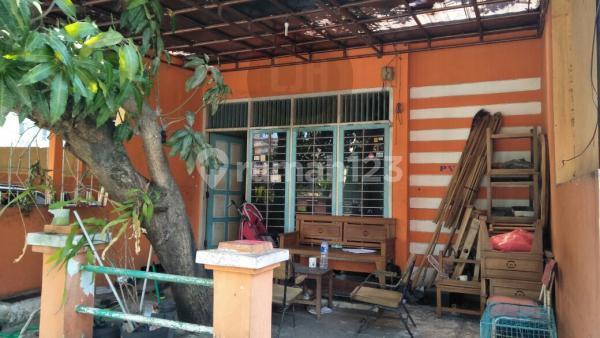 Rumah siap huni di daerah Puspogiwang 1