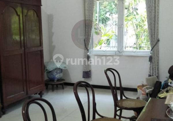 Rumah siap huni di jalan Mangga Rumah siap huni di jalan Mangga