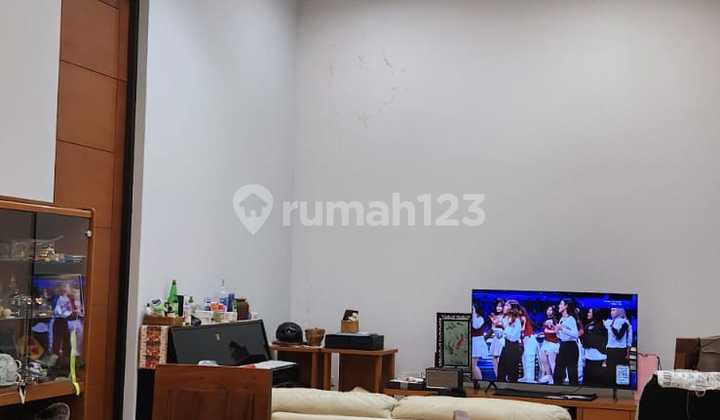 For Sale 2.5-Story Fully Furnished House in Sunter Agung Jaya, North Jakarta 2