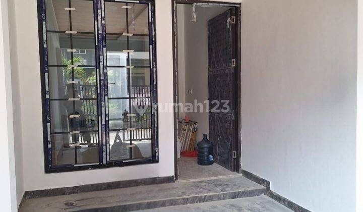 Dijual Rumah 2 Lantai Kondisi Baru Siap Huni di Taman Harapan Baru, Kota Bekasi 2