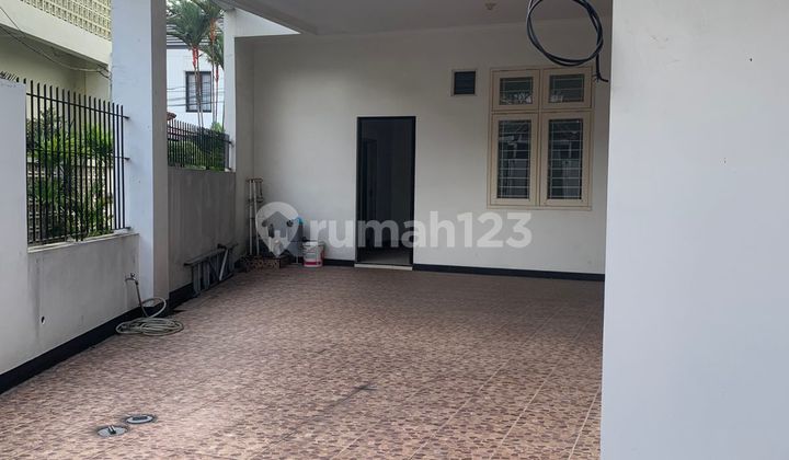 Rumah Hoek Pondok Kopi Jakarta Timur