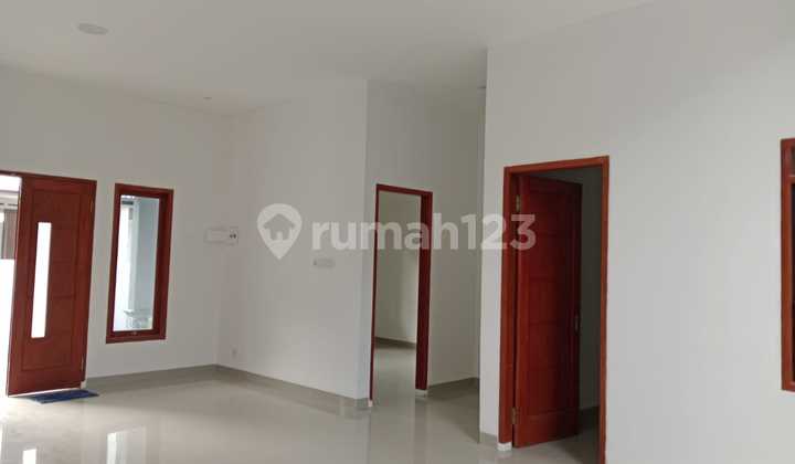 Di Sewakan Rumah Baru Renov Cluster Golden City Kota Bekasi Utara 2