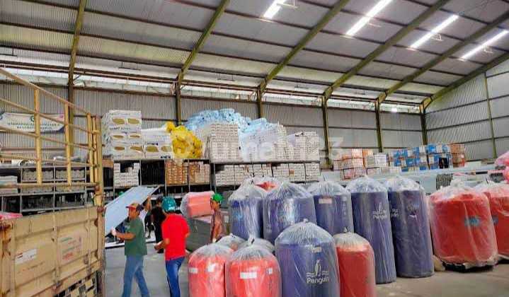 Warehouse for Sale for Grocery Store Location. Still Under Lease (can be vacated at any time once a buyer purchases the location). Jerukgulung-Balerejo-Madiun, East Java.
