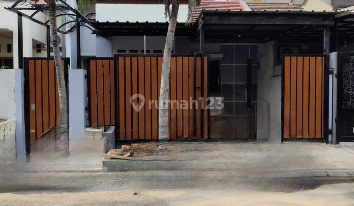 Rumah Sudah Renovasi di Harapan Indah, Bekasi 1