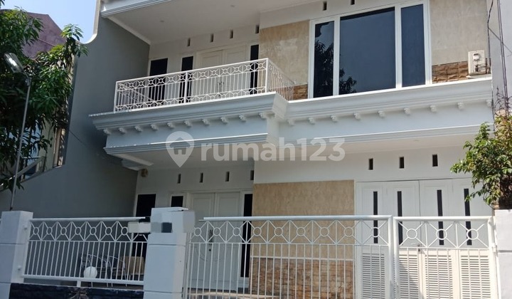 For sale semi-furnished house in Kelapa Puyuh, Kelapa Gading, North Jakarta