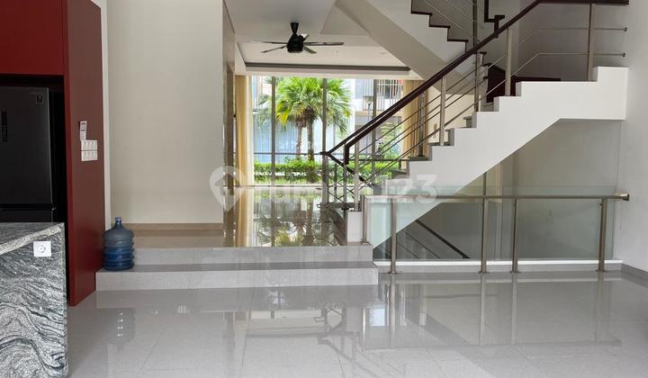 Dijual  Rumah Ancol Seafront, Ancol Barat