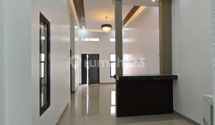 House for sale, ready to occupy, in Taman Harapan Baru, North Bekasi. 2