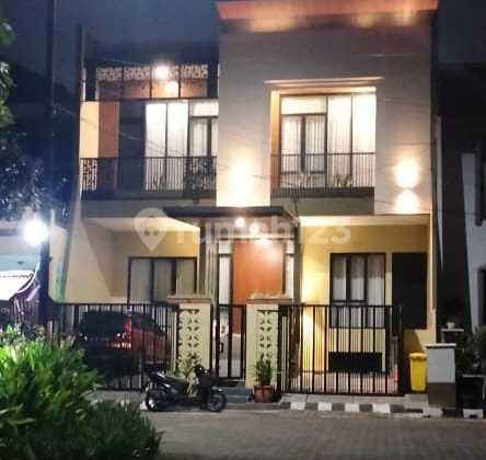 Dijual rumah cantik full furnished siap huni di Tmn Century 1, Pekayon, Bekasi Selatan Dijual rumah cantik full furnished siap huni di Tmn Century 1, Pekayon, Bekasi Selatan