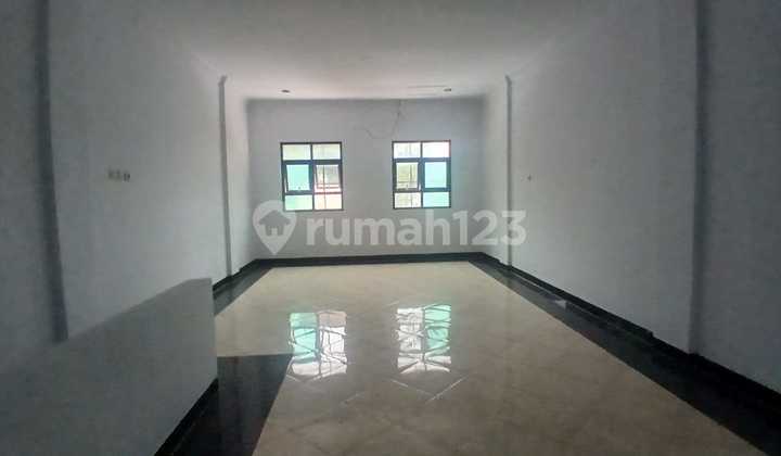 For Rent: Ready-to-Use Shop House in Duta Harapan Residence, North Bekasi 1