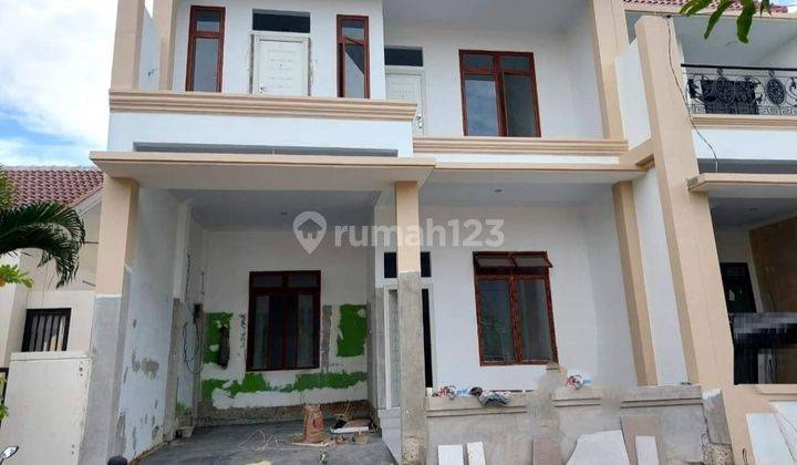 Dijual Rumah di Boulevard Hijau Harapan Indah 1