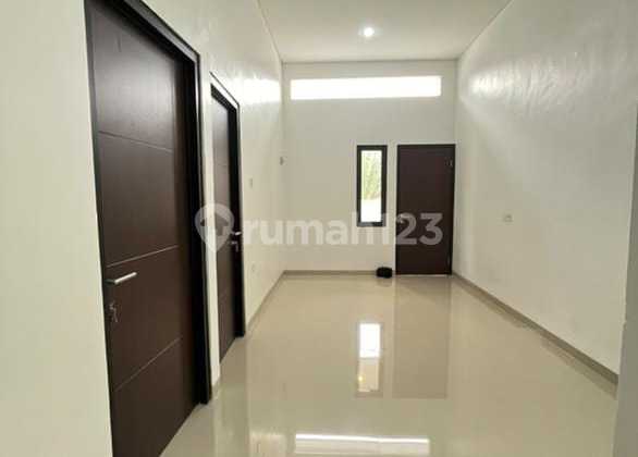 Sell a ready-to-occupy 1-story house in Telaga Mas 2