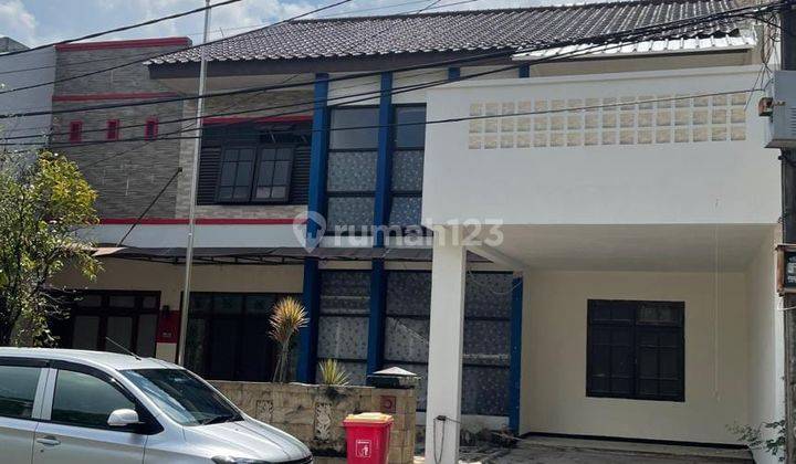 Disewakan Atau Dijual rumah 2 lantai di Harapan Indah Regency. 1