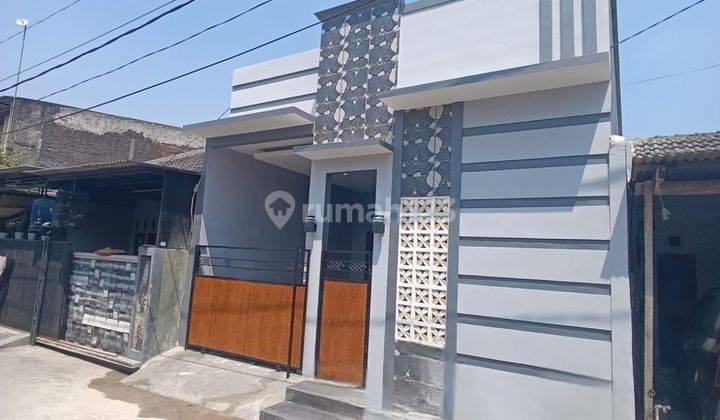 Dijual Rumah di Villa Gading Harapan Pintu Timur 1