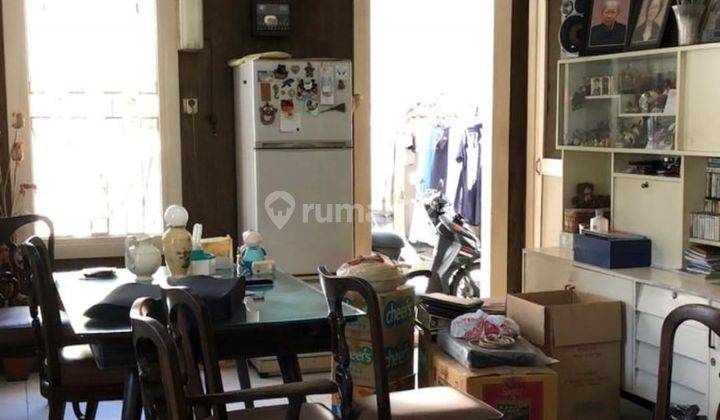 DIJUAL CEPAT RUMAH LAMA HITUNG TANAH DI JALAN WR. SUPRATMAN - SURABAYA 2