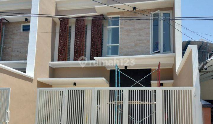 DIJUAL RUMAH BARU MODERN MINIMALIS DI MANYAR KERTOADI - SURABAYA TIMUR 1