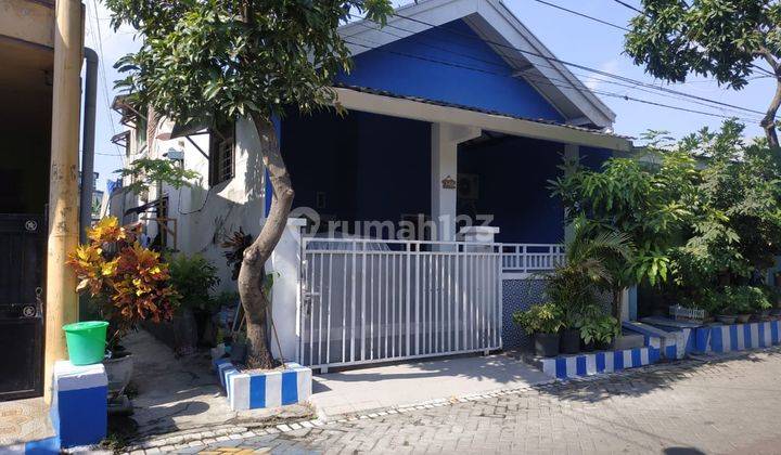 Rumah 2 lantai minimalis, menawan, siap huni,   warna warni 1