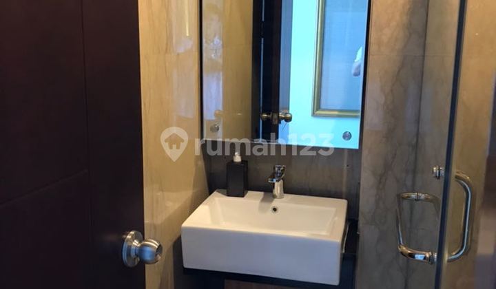 Apartement Capitol Park Residence Furnished Bagus 5