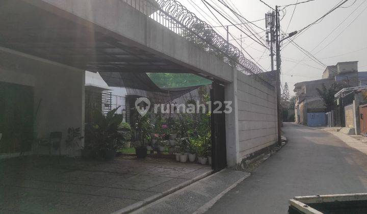 Dijual Rumah Asri siap huni dan strategis dekat dengan LRT di Pancoran Jakarta Selatan 2