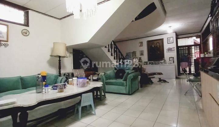 Rumah lokasi strategis dekat SCBD dan perkantoran Sudirman 2