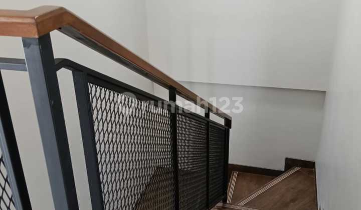 Dijual Rumah Baru di Bumi Bintaro Permai 2