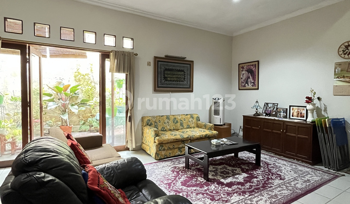 Rumah Lokasi Nyaman dan Tenang di Kebayoran Baru 2