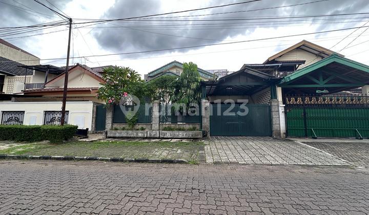 Dijual! Rumah Asri Homey Siap Huni di Perumahan Lebak Indah Lestari, Lebak Bulus 2