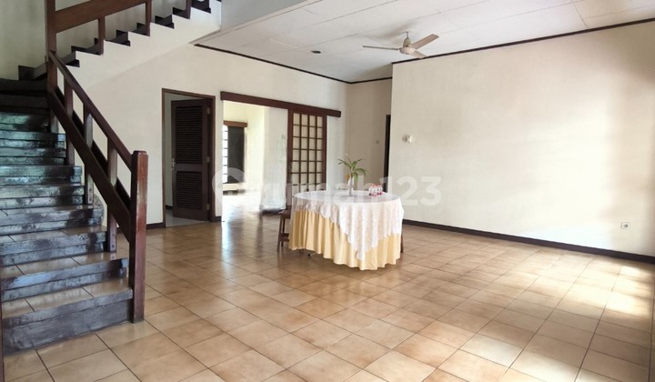 Rumah Siap Huni di Perumahan Bintaro Sektor 1 Nyaman dan Asri cocok buat Hunian 2