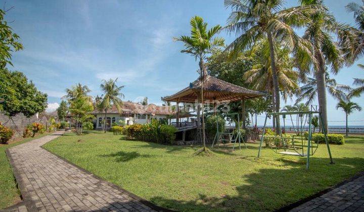 Ocean view and beach front at Bali 2