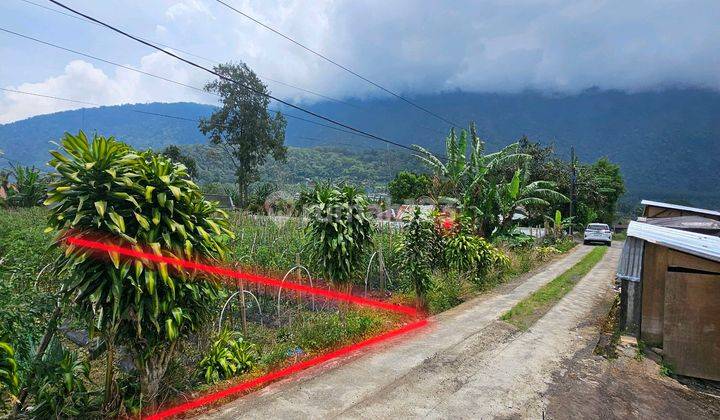 Tanah.view Gunung Dan Lokasi Dengan Cuaca Dingin 1