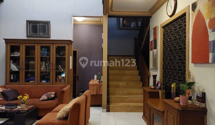 Rumah 2 Lantai di Villa Nusa Indah V Gunung Putri 2